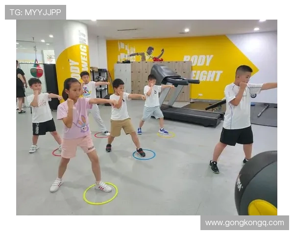 打造健康体魄从健身开始,全面提升体能与心态的科学方法解析 打造健康体魄从健身开始,全面提升体能与心态的科学方法解析