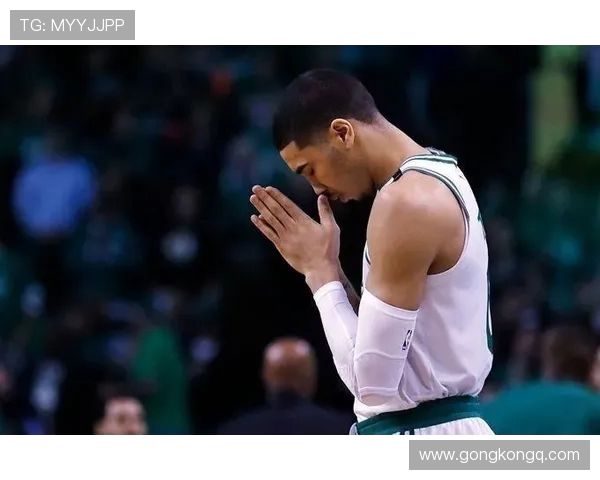 杰森塔图姆带领凯尔特人再攀巅峰展现新时代领袖风采