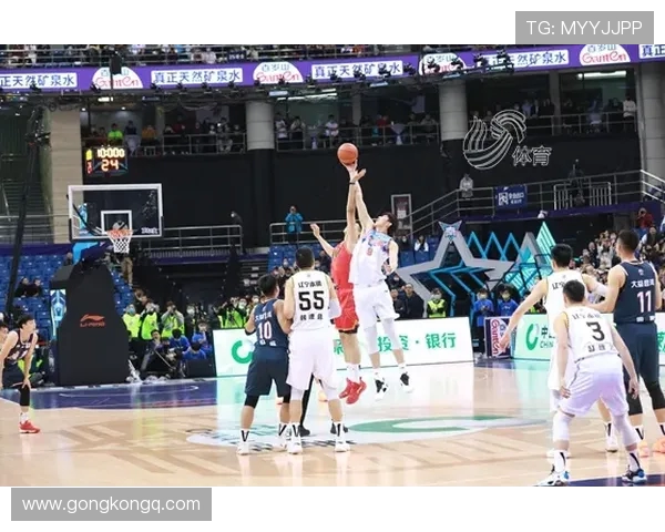 深圳篮球队在钻石联赛中的崛起与突破之路全景回顾