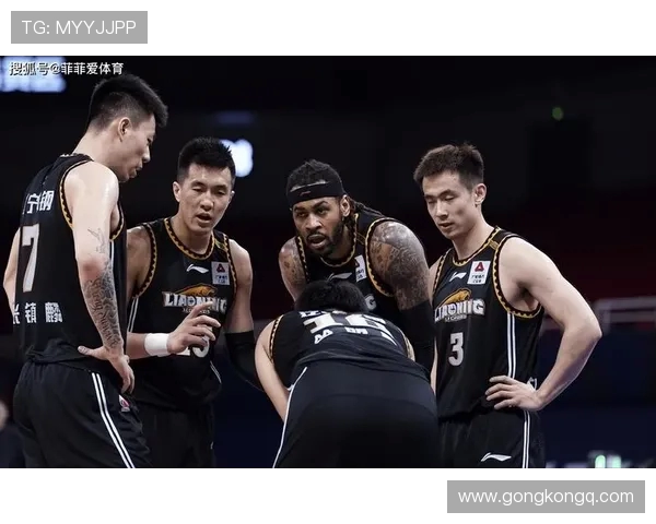 卡塔尔对阵中国黄健翔解说激情四溢引发球迷热议与期待 卡塔尔对阵中国黄健翔解说激情四溢引发球迷热议与期待